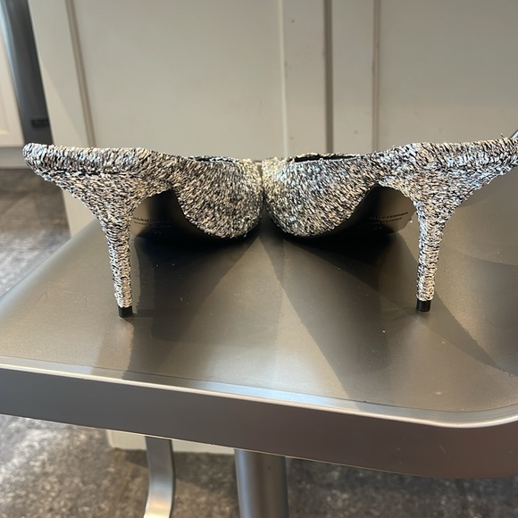 NIB BALENCIAGA KNIFE METALLIC STILETTO MULES IN SILVER. 39/8.5 - Picture 7 of 9